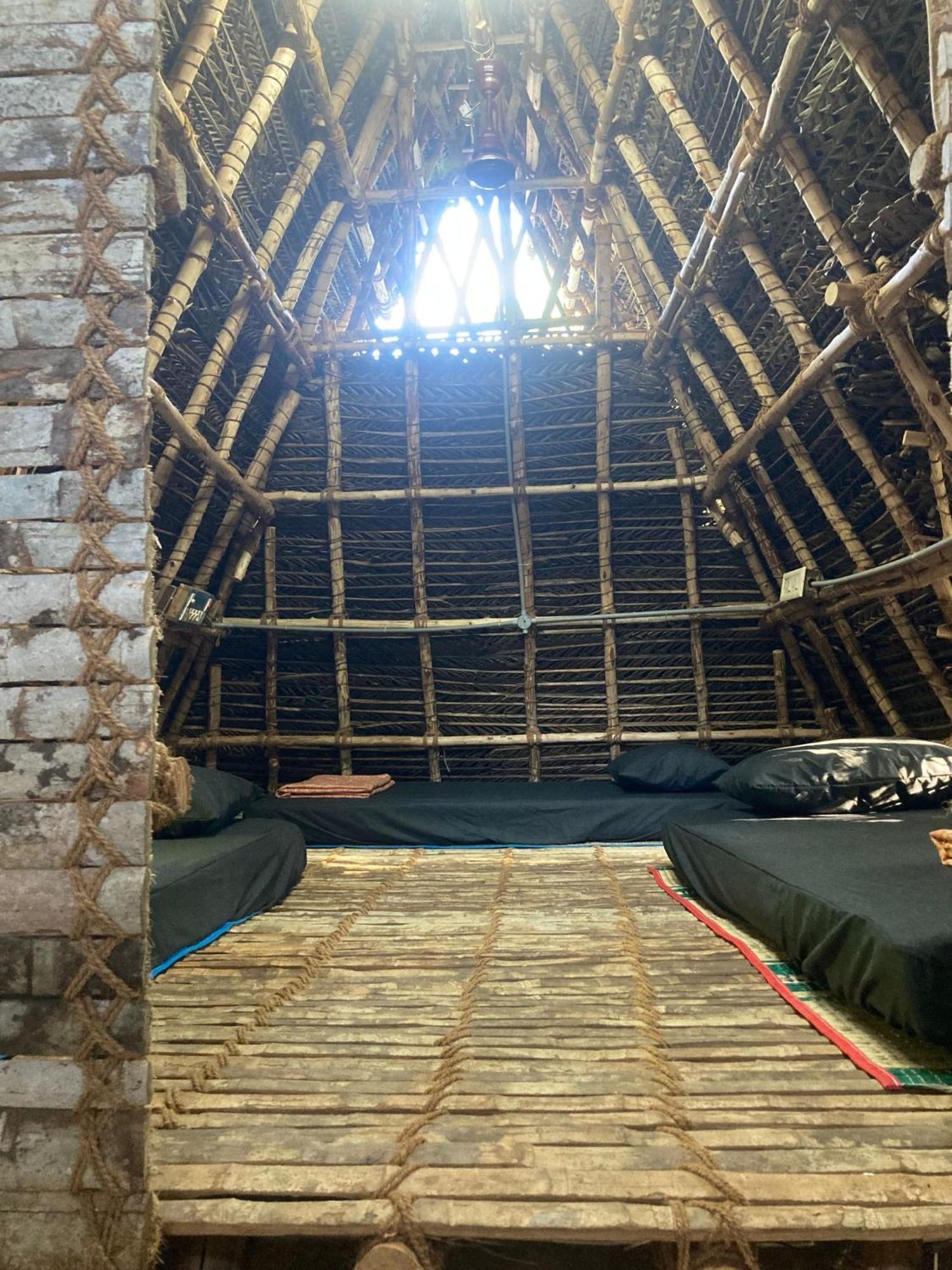 Nebula Nest Cafe & Hostel 黎明之村 外观 照片